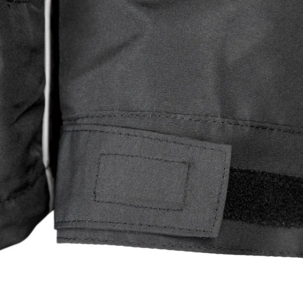 Campera-rompeviento-3.webp